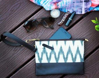 Women’s Vegan Leather Pouch | womens pouch | zipper pouch | cosmetic pouch | gift for her | gift for women | coin purse | anniversary gift