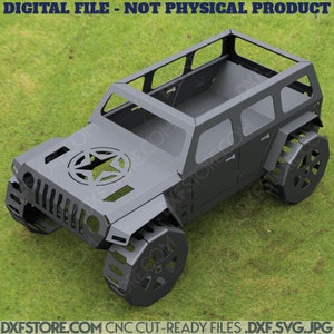 Op de afbeelding: Een metalen uitsnijding van een Jeep met een ster op de motorkap. De Jeep is ontworpen om een ​​vuurplaats te zijn. De afbeelding is op een groene grasachtige achtergrond.  DXFSTORE.COM CNC CUT-READY FILES .DXF .SVG .JPG
