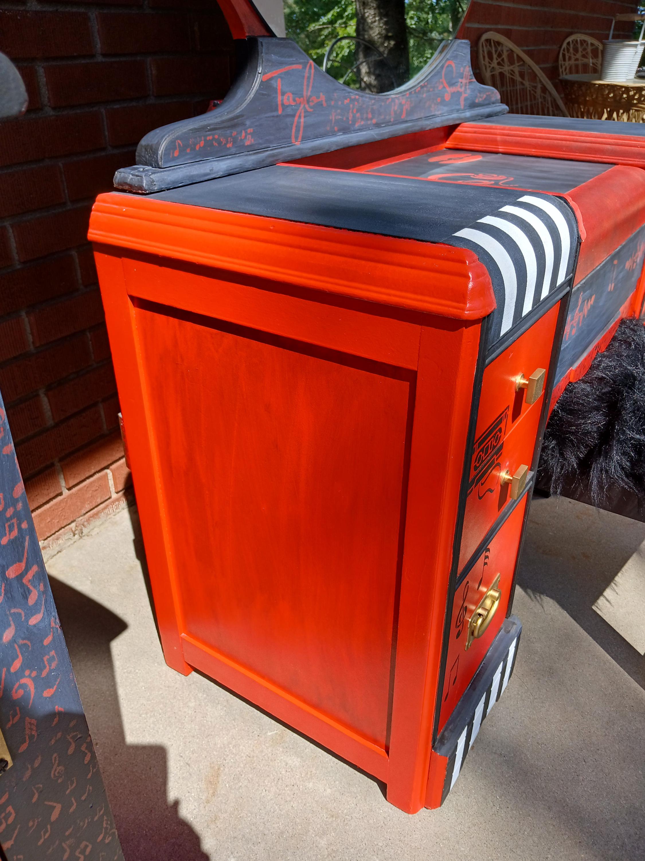 Taylor Swift Dresser. Taylor Swift Light up Vanity and Stool. Taylor Swift Themed. - Etsy Taylor Swift Dresser. Taylor Swift Light up Vanity and Stool. Taylor Swift Themed. - Etsy