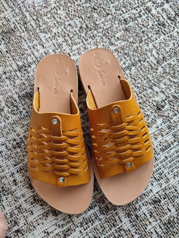 Mustard yellow slippers sale
