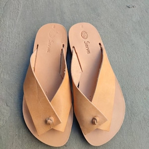 JAPANESE flip flop sandals, Tokio leather slippers for women, Natural tan Greek leather sandals, Asian style sandals, Ladies summer flats