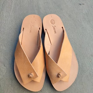 JAPANESE flip flop sandals, Tokio leather slippers for women, Natural tan Greek leather sandals, Asian style sandals, Ladies summer flats