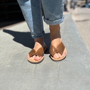 Handcrafted Greek Leather Flip Flops: Tokyo Style Summer Sandals