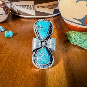 Vintage Navajo Sterling Silver and Turquoise Ring.
