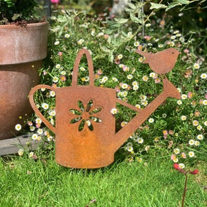 Rusty Robin on a watering can - Robin - Garden Decor - Metal Decor - Gift - Rusty - Bird -  Rusty Ornament - Rusty Bird - Outdoors