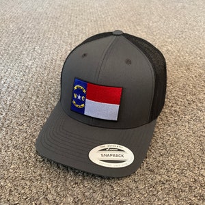 Casquette snapback avec drapeau de la Caroline du Nord pour camionneur américain Fabriquée à la main en Floride !