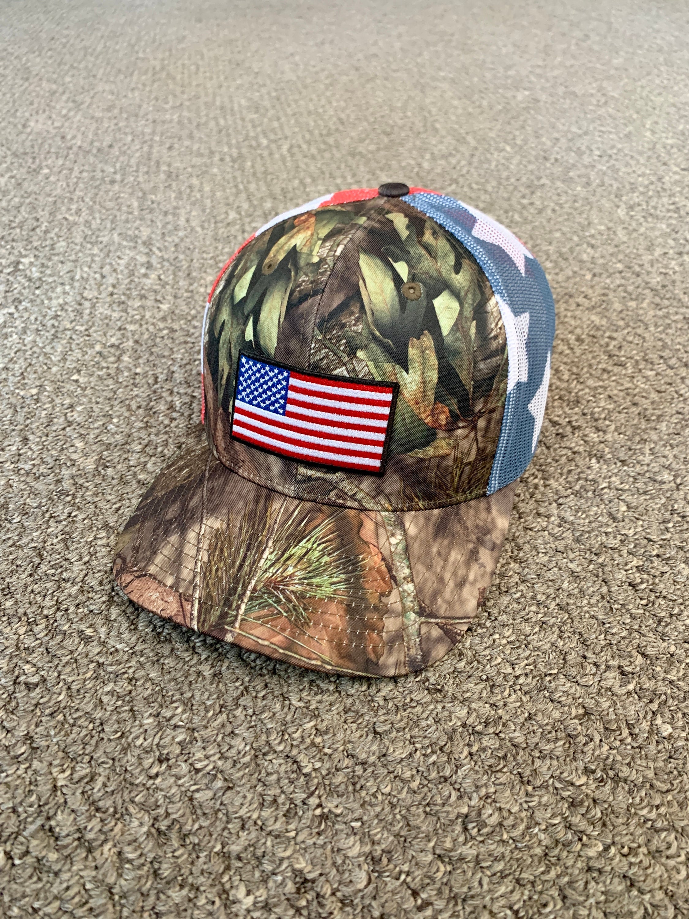 Gorra de camuflaje con la bandera de EE. UU., gorra con cierre trasero de  malla de camionero estadounidense, hecha a mano individualmente en Florida  -  España