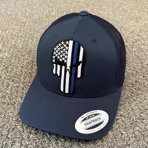 Politiehoed met dunne blauwe lijn Amerikaanse vlag Trucker-pet met mesh, individueel handgemaakt in Florida