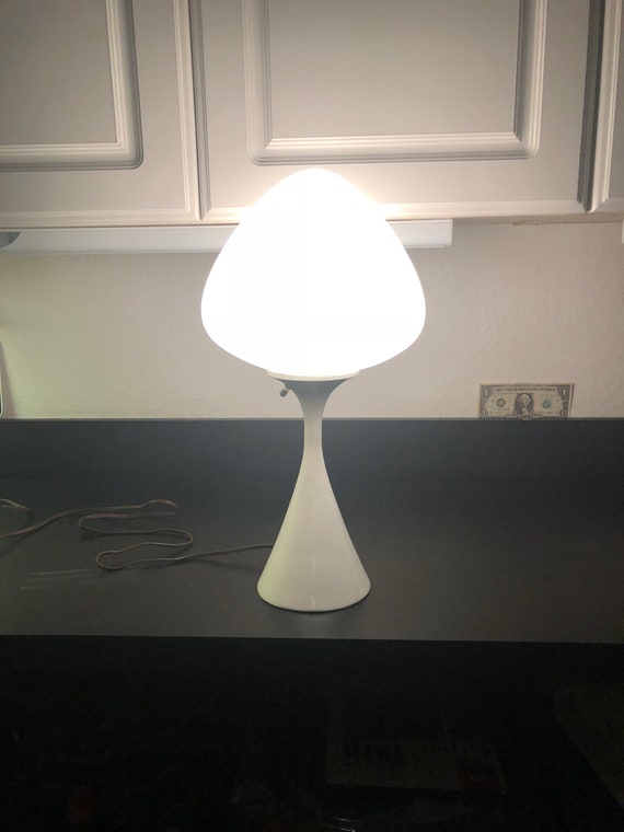 laurel lamp mushroom