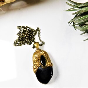 Obsidian Pendant: Black & Gold Gemstone, Antique Gold Chain