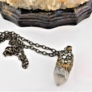Clear Quartz Crystal Pendant, Crystal Necklace, Quartz Necklace, Healing Necklace, Crystal Amulet, Quartz Amulet, Quartz Talisman