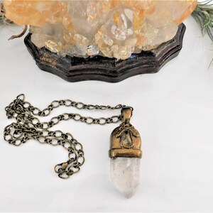 Clear Quartz Crystal Pendant, Crystal Necklace, Quartz Necklace, Healing Necklace, Crystal Amulet, Quartz Amulet, Quartz Talisman
