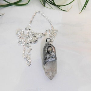 Clear Quartz Crystal Pendant, Crystal Necklace, Quartz Necklace, Healing Necklace, Crystal Amulet, Quartz Amulet, Quartz Talisman