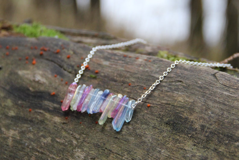 Multicolor Aura Quartz Necklace Chakras Quartz Jewelry For Sensitive Skin Point Beads Stone Necklace Crystal Jewelry CO112