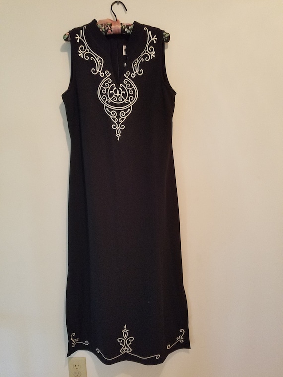 Vintage embroidered Maxi Dress - image 1