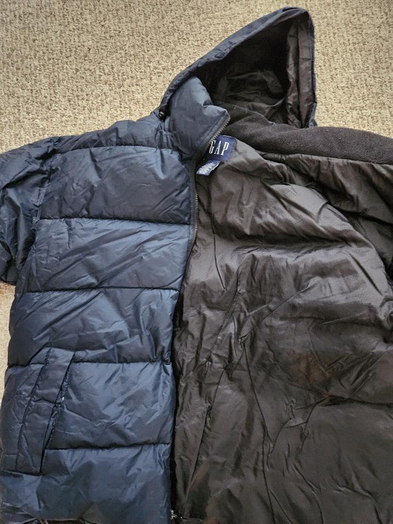 Gap Puffer Jacket and gloves - image 3