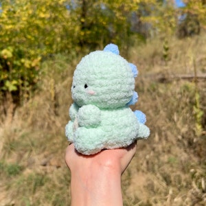 Baby Dino Plushie Crochet PATTERN zdjęcie 3