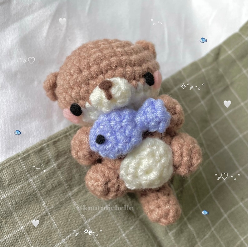 Crochet Baby Sea Otter Plushie Pattern image 7