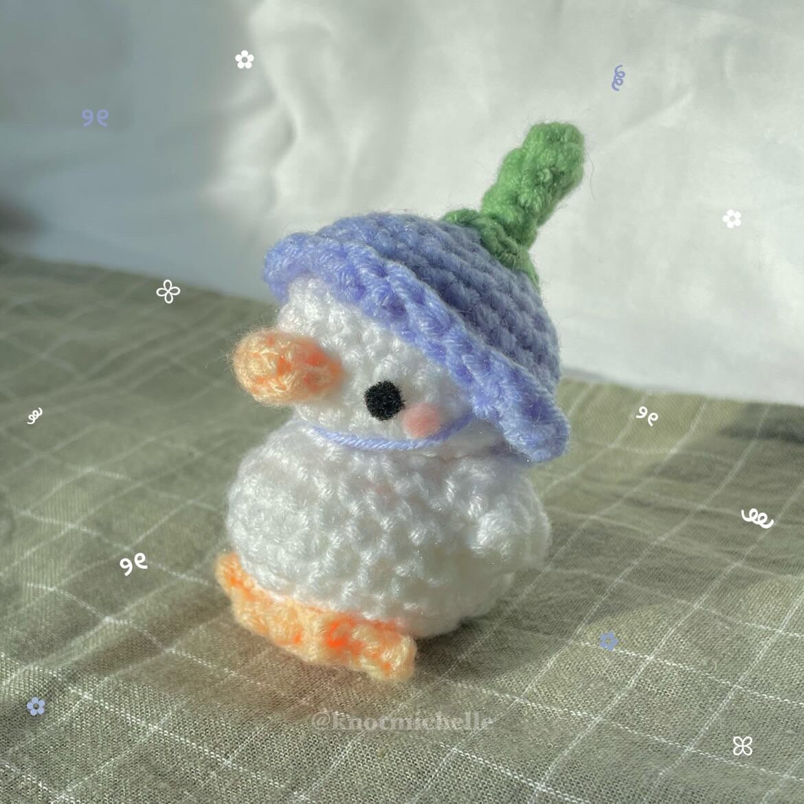 ⑦クマさん帽子のアヒルちゃんキーホルダー【ハンドメイド