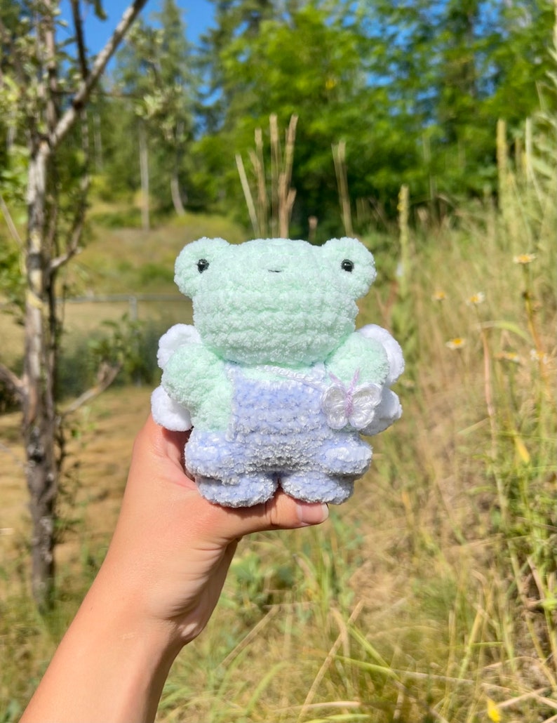 Crochet Baby Frog in Overalls Plushie PATTERN image 9