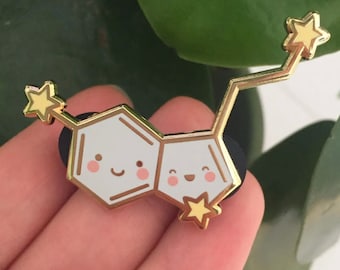 セロトニンは幸せのパステルハードエナメルピン | セロトニン分子ピン | セロトニンピン | 医療ピン | 春のプレゼント