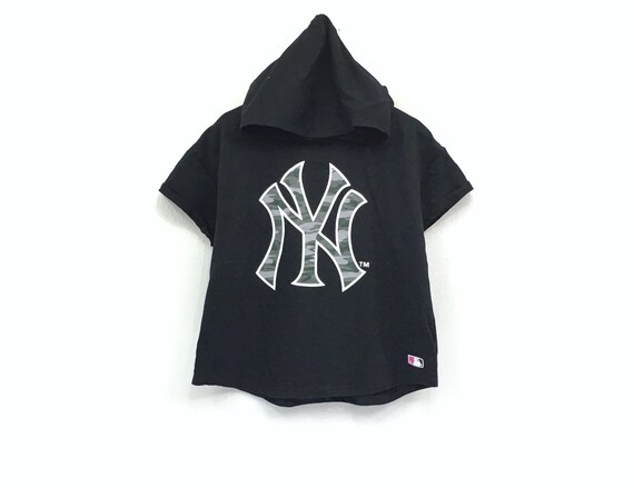 yankees short sleeve hoodie