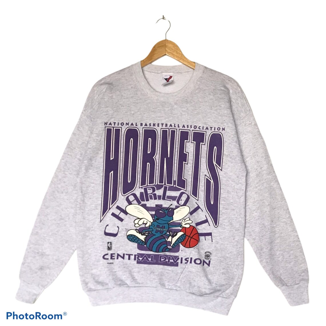 charlotte hornets vintage crewneck