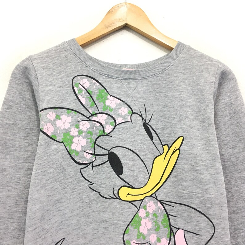 Daisy Duck Crewneck Sweatshirt Big Print Logo Pullover Cartoon Fashion Walt Disney Small Size Cartoon Characters