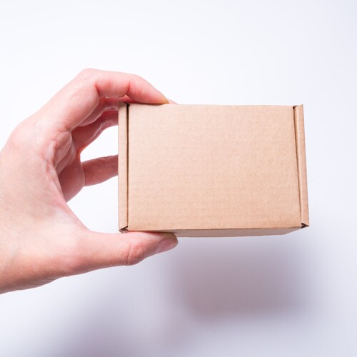 Lot de 25 mini-boîtes d'expédition en carton kraft de 4 x 3 pouces avec couvercle, étui plié, emballage cadeau.