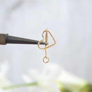 Heart Dangle Belly Ring - 14g 16g Belly Ring - Gold / Rose Gold / Silver / Niobium - Dainty Belly Piercing - Tiny Belly Piercing