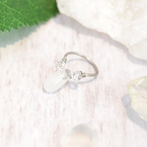 Healing Kristall V Form 316L Edelstahl Knorpel Piercing - 16g 18g 20g Nahtloser Ring - Conch Tragus Helix Nase Hoop