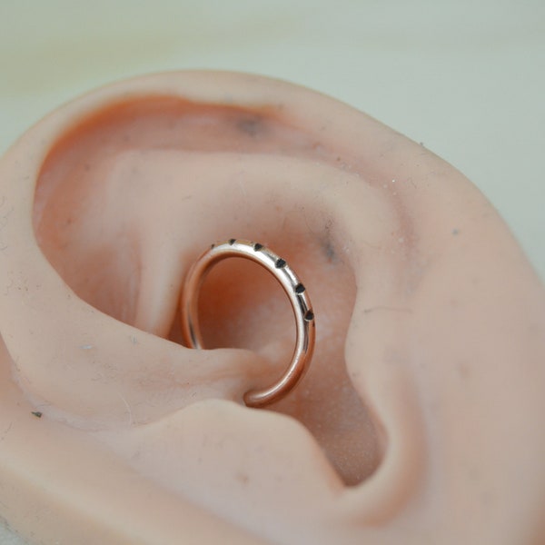 Rose Gold Hatched Daith Earring, Rose Gold Fill Daith Jewelry, Daith Hoop, Daith Piercing, Dainty Daith Ring, Hoop Earring, Seamless Ring