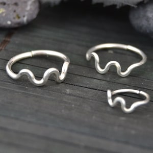 Super Wavy Silver Cartilage Earring, Seamless Ring, 14g 16g 18g 20g 22g Endless Hoop, Minimalist Earring Hoop, Thin Cartilage Earring