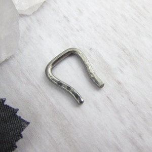 Niobium Pinched Staple Septum Retainer - Nickel Free Staple Retainer - 14g 16g 18g 20g - Tragus Daith Earring - Cartilage Ring - Nose Ring