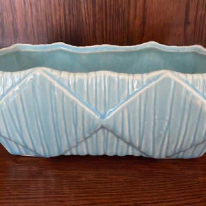 McCoy Robin’s Egg Blue Diamond planter