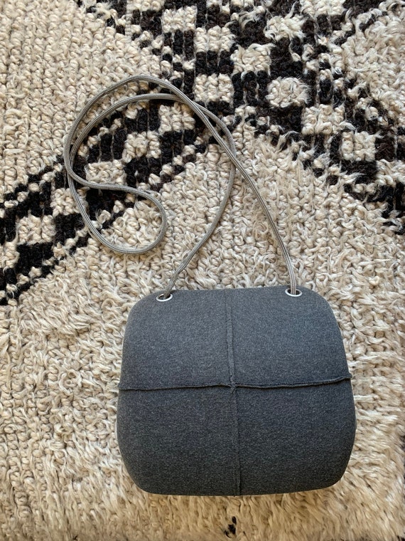 茶*様 Chanel Silver ヴィンテージバッグ Chanel Silver Lambskin Maxi Classic Flap Bag ○ Labellov