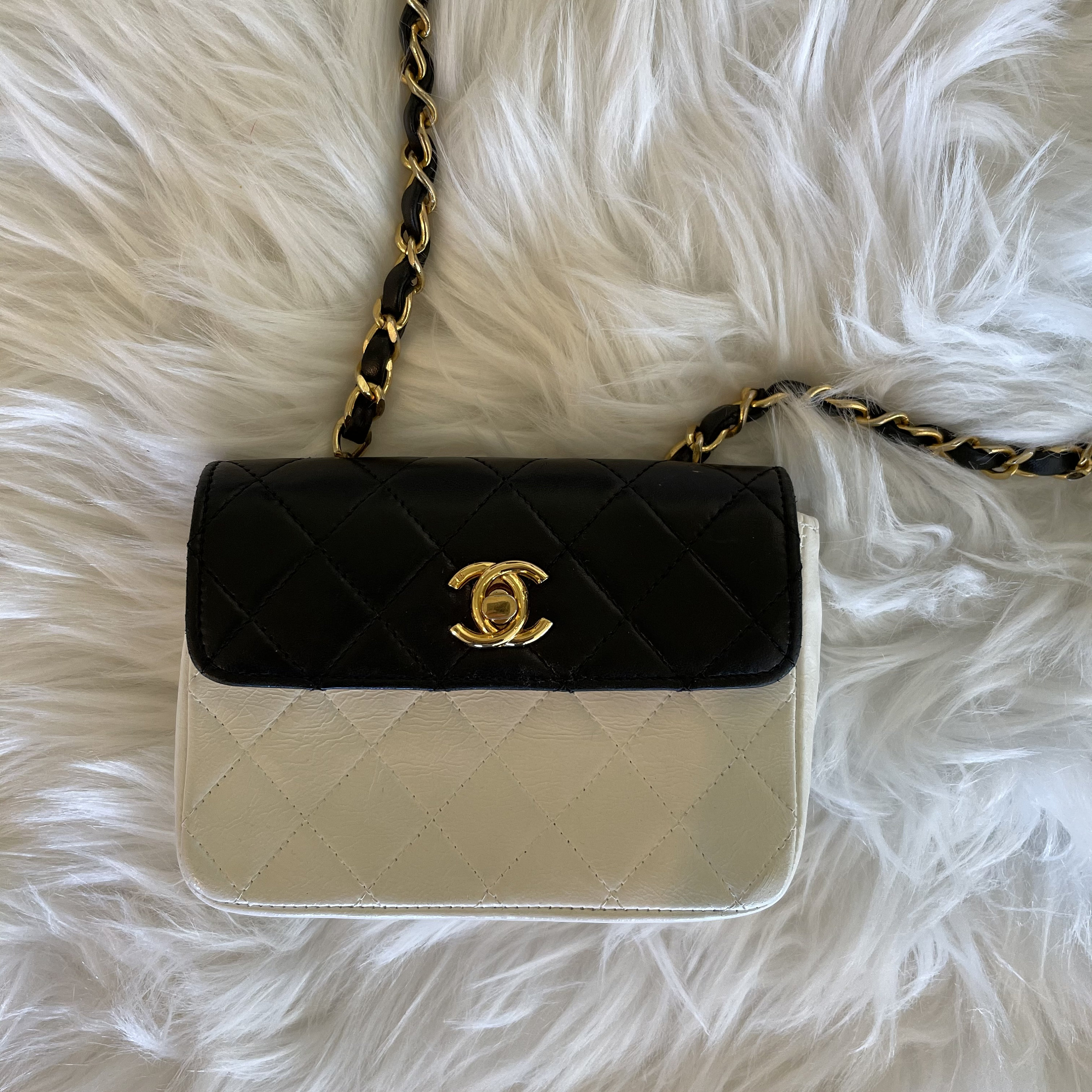 Vintage 90s CHANEL Black White 24k Gold plated CC logo turn lock chain Two  tone Mini Single Flap Crossbody bag purse shoulder bag handbag