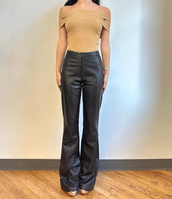 Gucci★素敵！Black Leather High Rise Flare Pants Gucci Women's Black Leather Flare Pants with Gold/Black