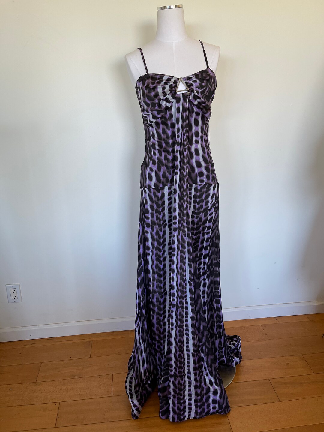 green emerald velvet dress Black Embellished Evening Dress main image 0
