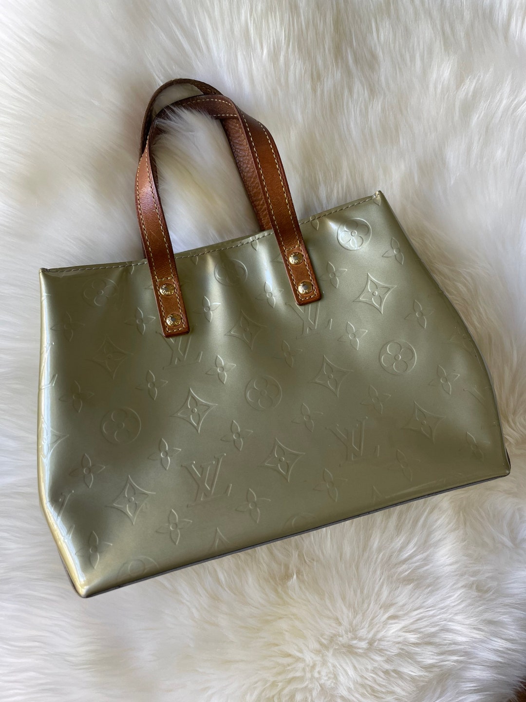 Louis Vuitton Green & White Monogram On The Go PM