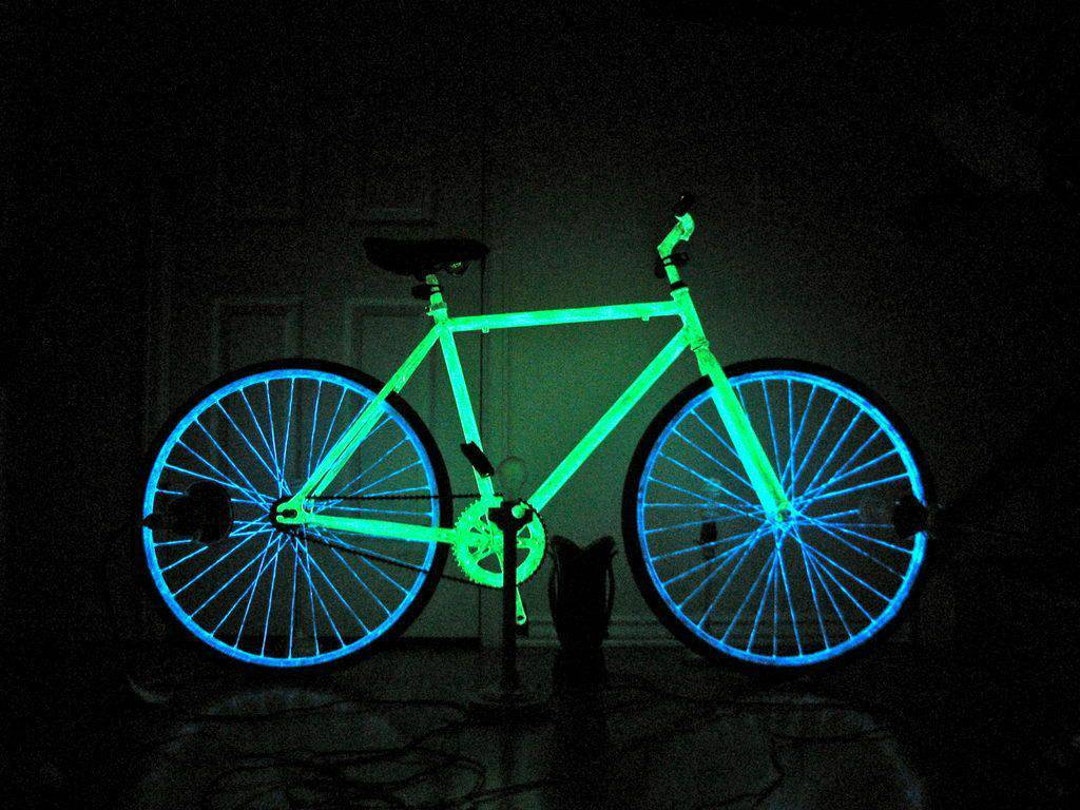 Glow in the Dark METAL Paint for Metal Surfaces