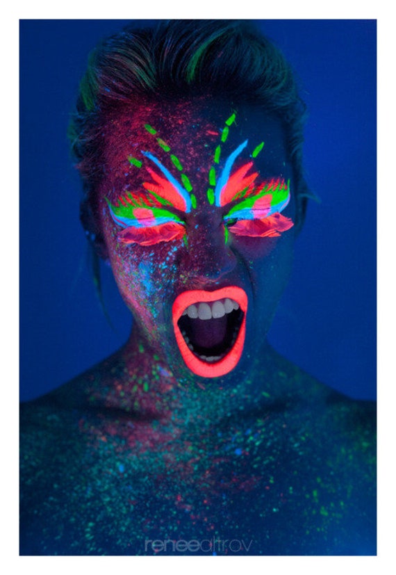 Maquillaje fluorescente UV neon para cuerpo precio 25ml 3,50€