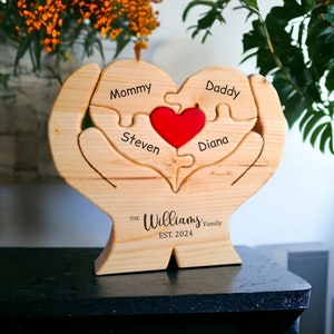 Heart Wooden Puzzle with Engraved Names, Family Gift, Home Decor, Customized Jigsaw Puzzle