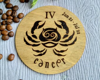 Posavasos de madera del zodiaco Cáncer: taza de café de madera contrachapada de abedul pirograbada