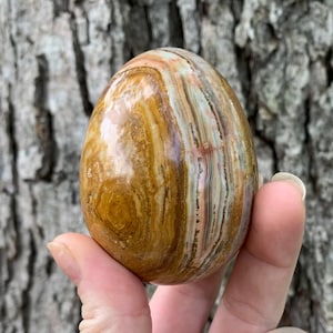 Banded Onyx/Calcite Egg (8.7oz/246g, 2.75")