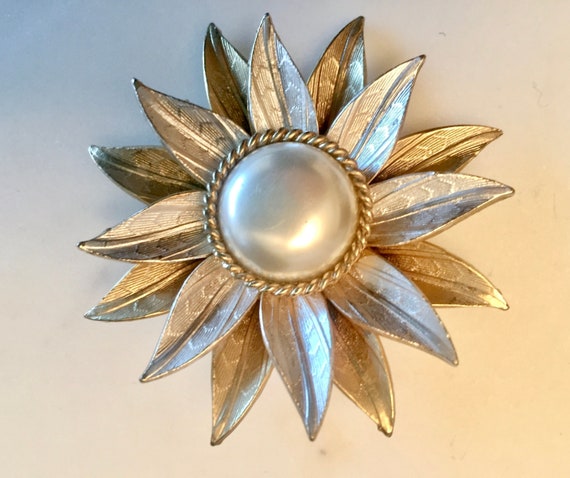 Large Starburst  Pin - Vintage silver and gold wi… - image 1