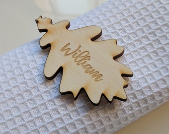 Personalised Oak Leaf laser engraved wooden place name cards with brooch add on! - available in 6 font choices