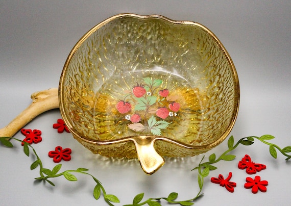 SALAD DISH in vintage amber glass in the shape of an apple with strawberry decor Kitchen decor, Apple decor, Old bowl made in France