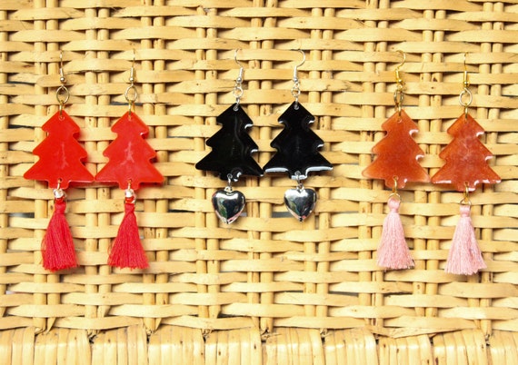 Handmade Christmas tree resin earrings, 3 colors, festive earrings