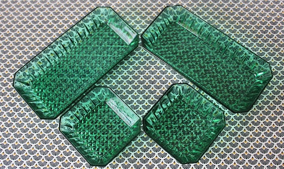 4 ARCOROC RAVIERS in vintage emerald green molded glass, appetizer dishes